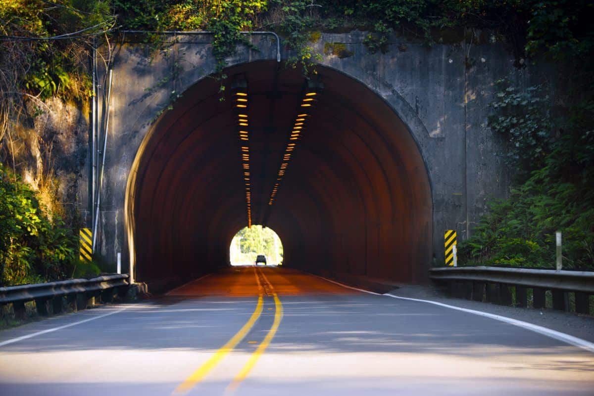 Tunnel